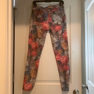 Bebe Floral Jeans size 27
